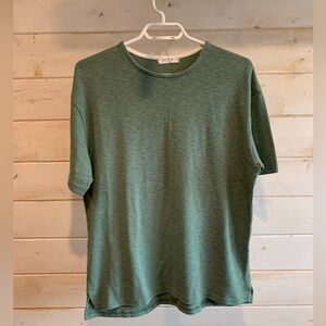 Fit-Flip | Green Textured Tee